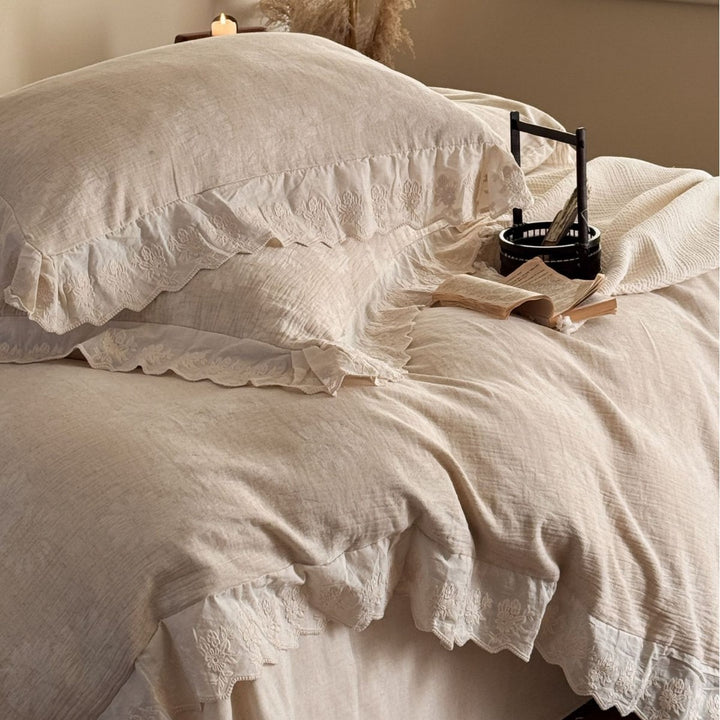 Lace-Trim Cotton-Linen Jacquard Duvet Cover Set with Ruffled Edge