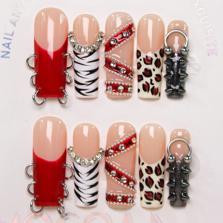 Nail art set with glamorous accents and extraordinary designs Stornfield