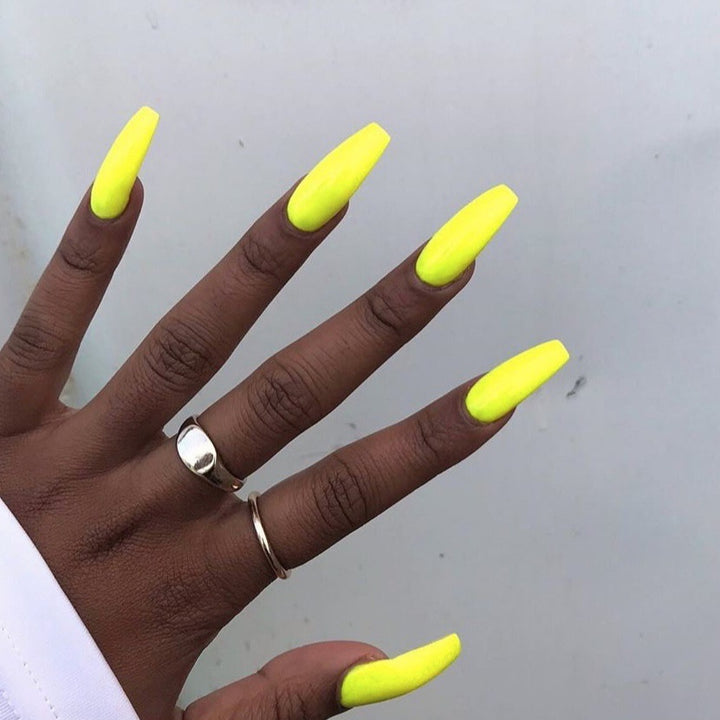 Artificial Stiletto Nails with High Gloss Finish Stornfield