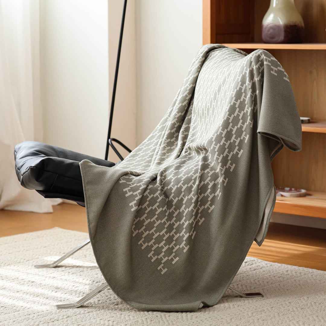 Decorative Patterned Throw Blanket
