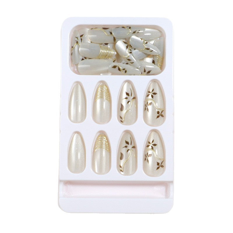 Elegant Designer Press-On Nail Set Stornfield