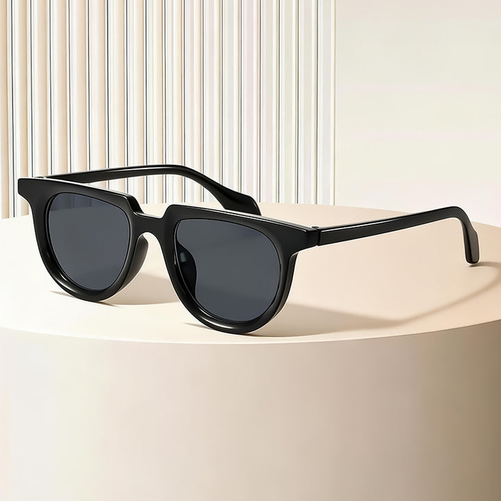 Retro-Inspired Clear Frame Sunglasses Stornfield