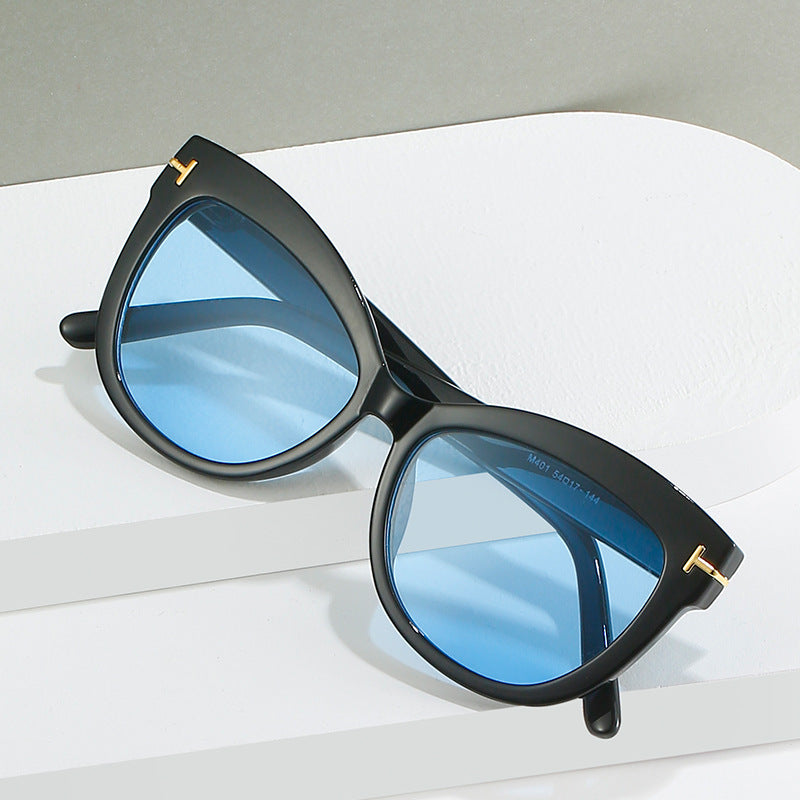 Chic Oversized Cat-Eye Sunglasses Stornfield