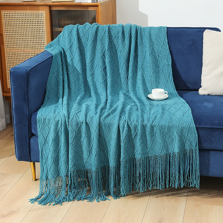 Women High-quality and stylish fleece blanket with modern textured pattern Stornfield