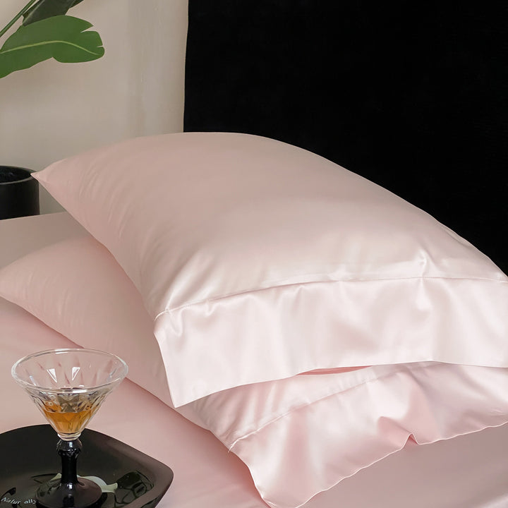 Premium cotton satin pillowcase set with hotel closure and fine piping