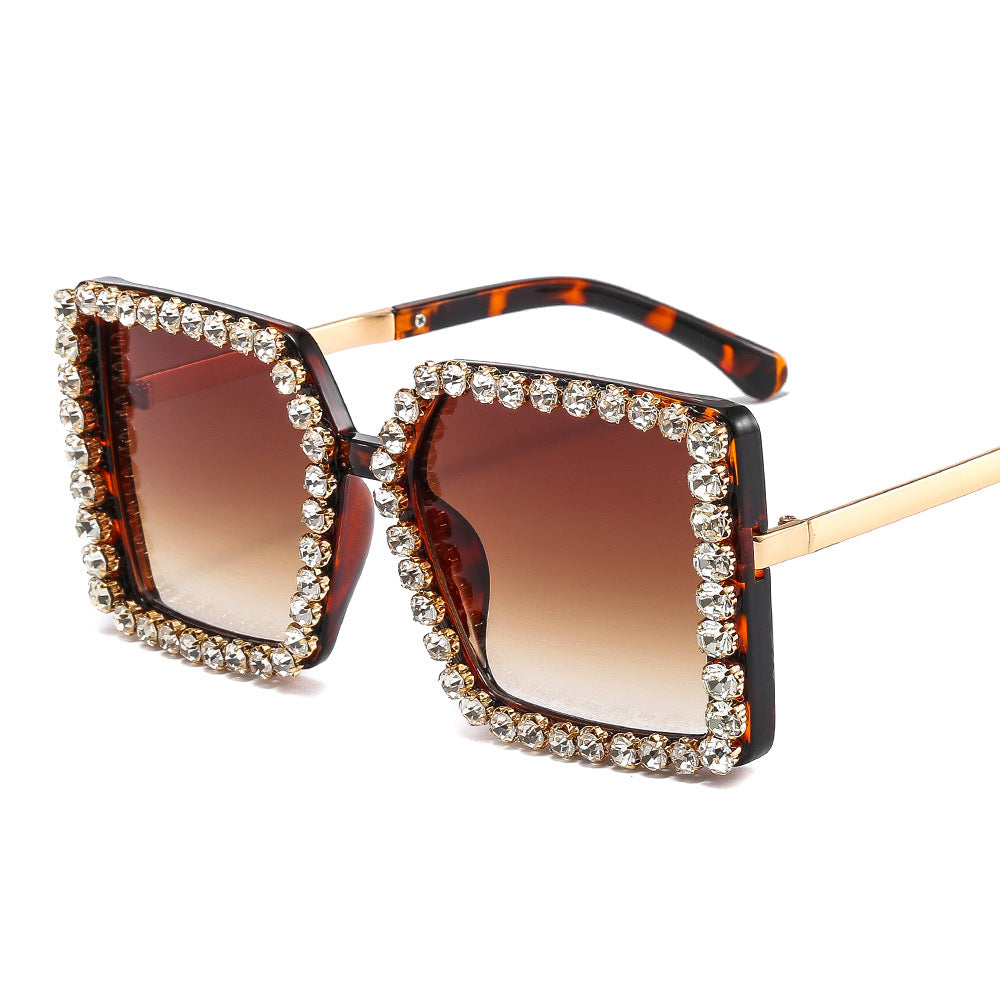 Ladies glamorous sunglasses with square frame Stornfield