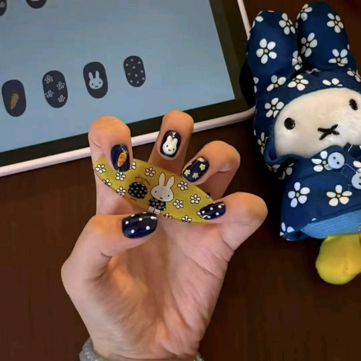Artistic Character Nail Art Set Stornfield
