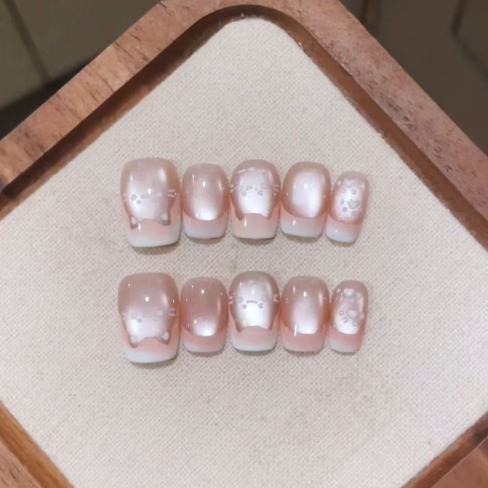 Elegant French Tip Press-On Nail Set Stornfield
