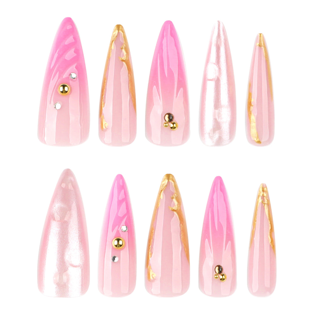 Luxurious artificial nails with elegant gold accent Stornfield
