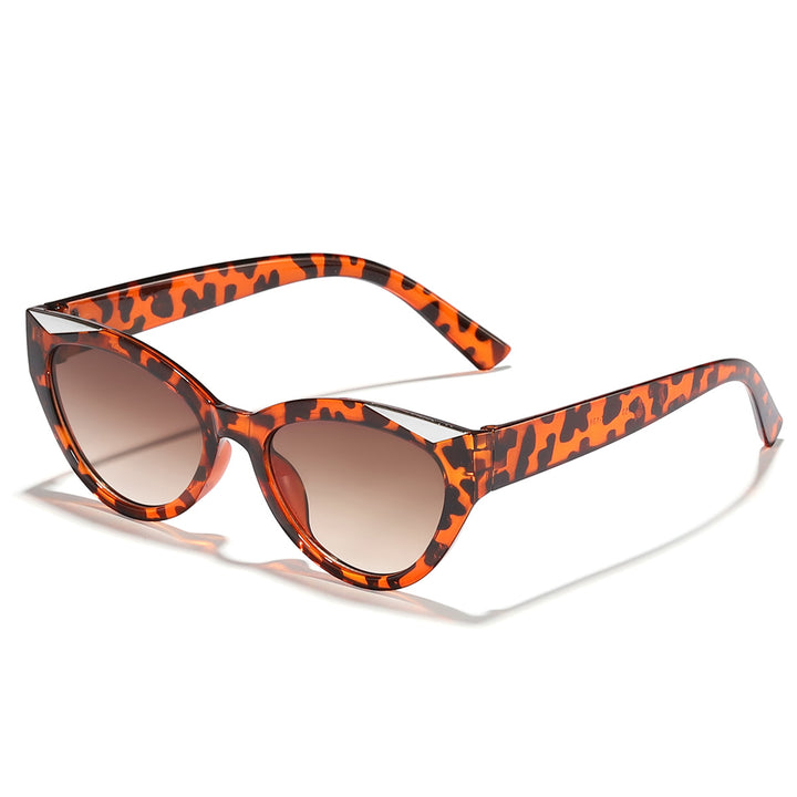 Women’s fashionable cat-eye sunglasses with shiny details Stornfield