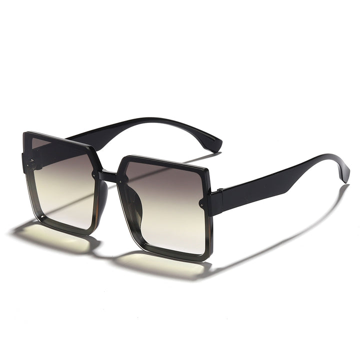 Women's square sunglasses with retro-inspired design and soft lenses Stornfield