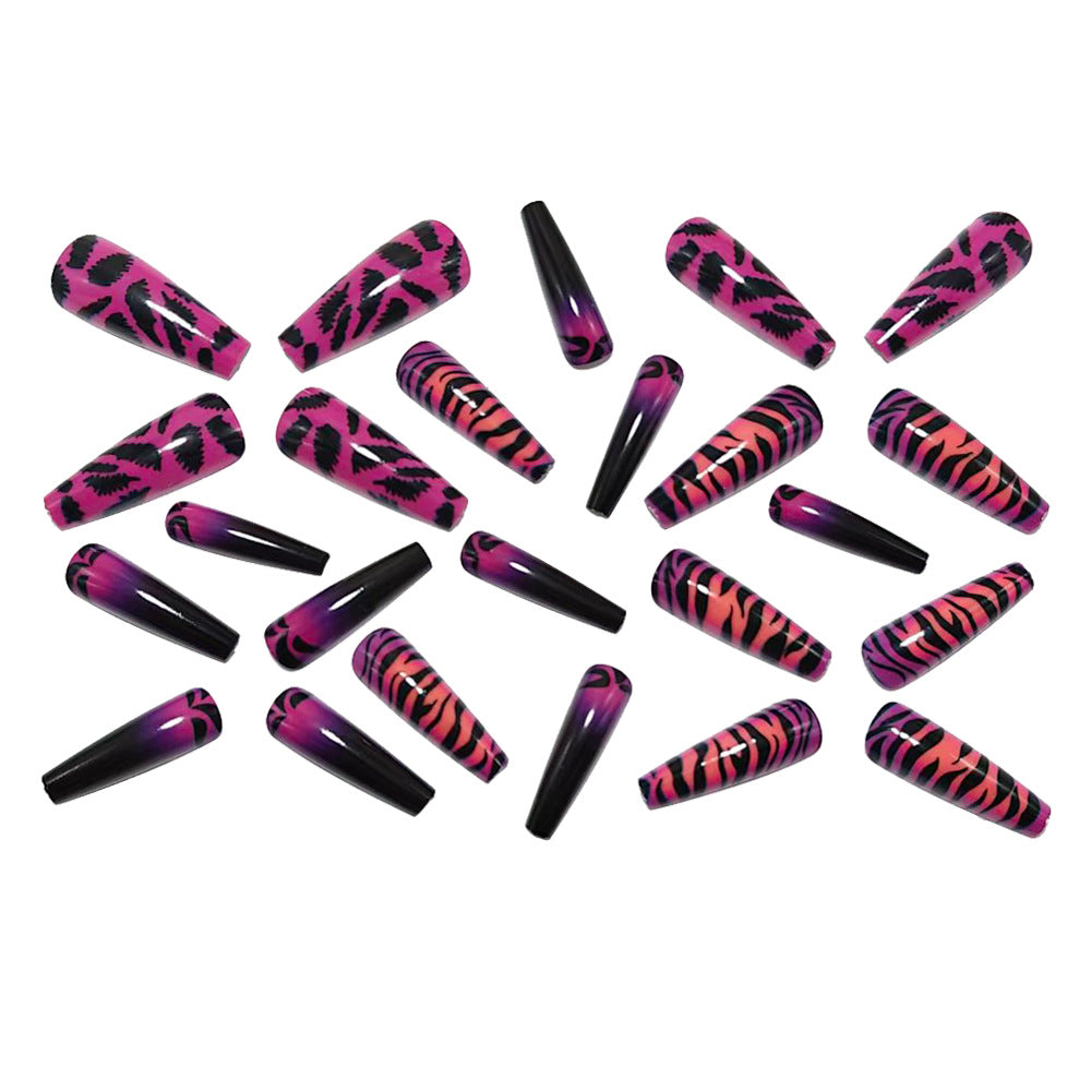 Long Artificial Nails in Trendy Tiger Pattern Stornfield
