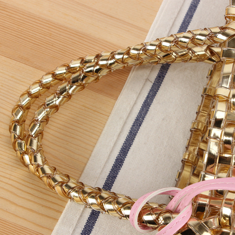 Playful basket bag with unique pendant Stornfield