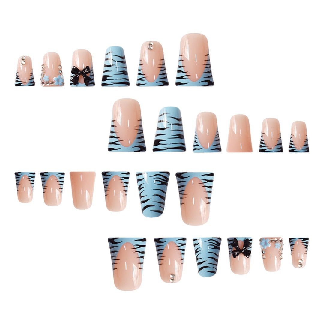Floral Accent Nail Art Extensions Stornfield