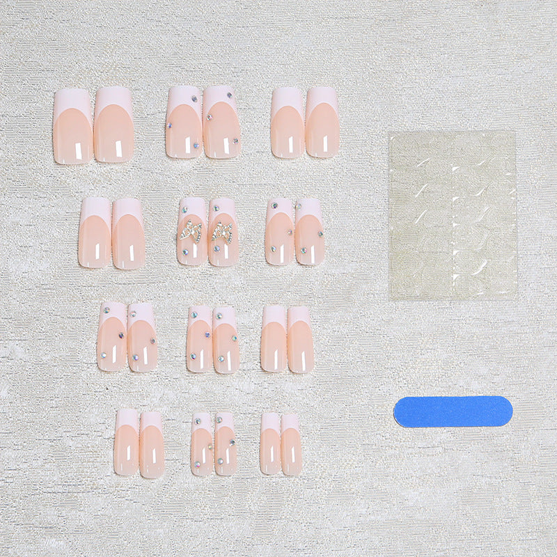 Artful Nail Set with Butterfly Decoration Stornfield
