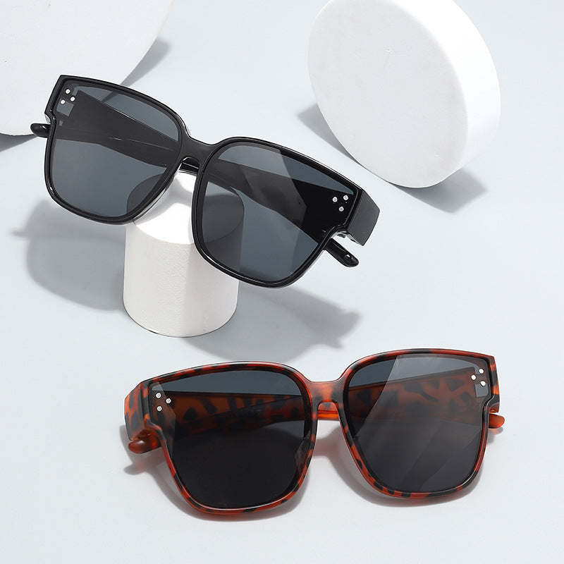 Ladies Fashion Sunglasses in clear lines design with high UV protection Stornfield