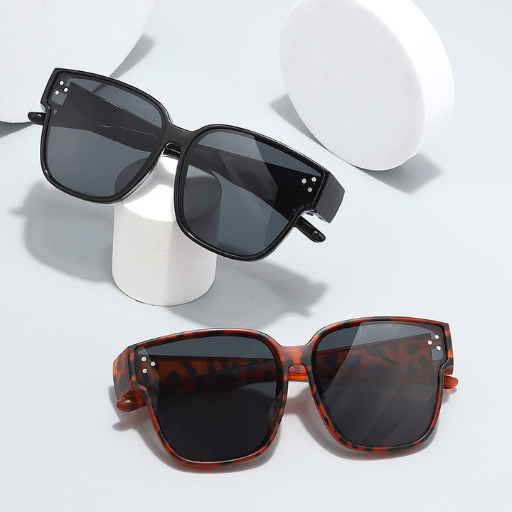 Ladies Fashion Sunglasses in clear lines design with high UV protection Stornfield