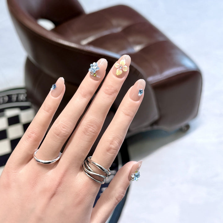 Artistic Floral Press-On Nail Tips Stornfield