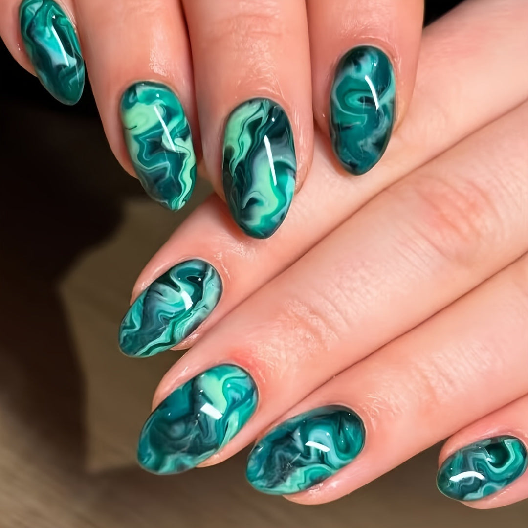 Artificial Nails in Modern Marble Effect Stornfield