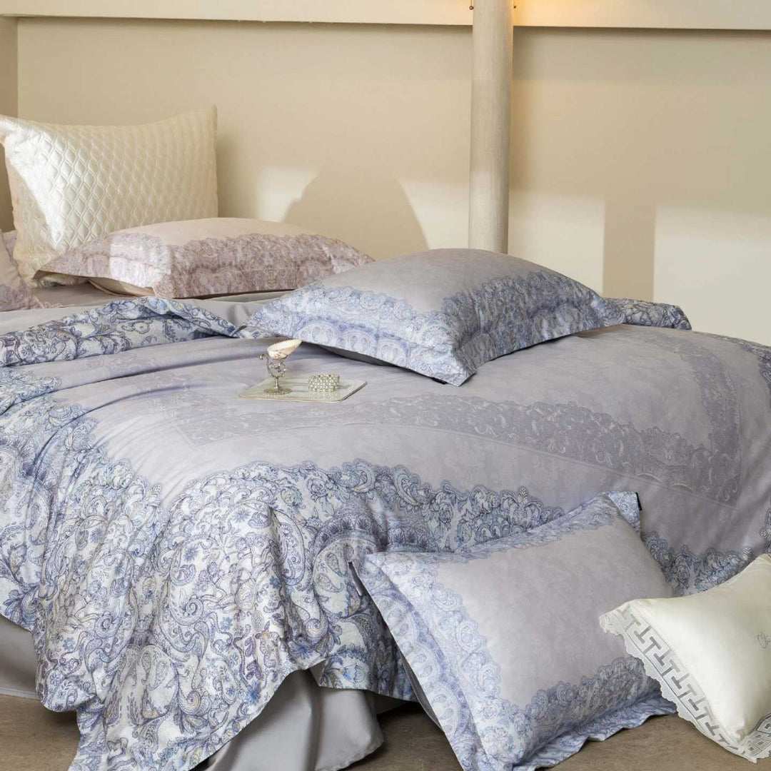 Exclusive bedding set with dark floral jacquard and satin border finish