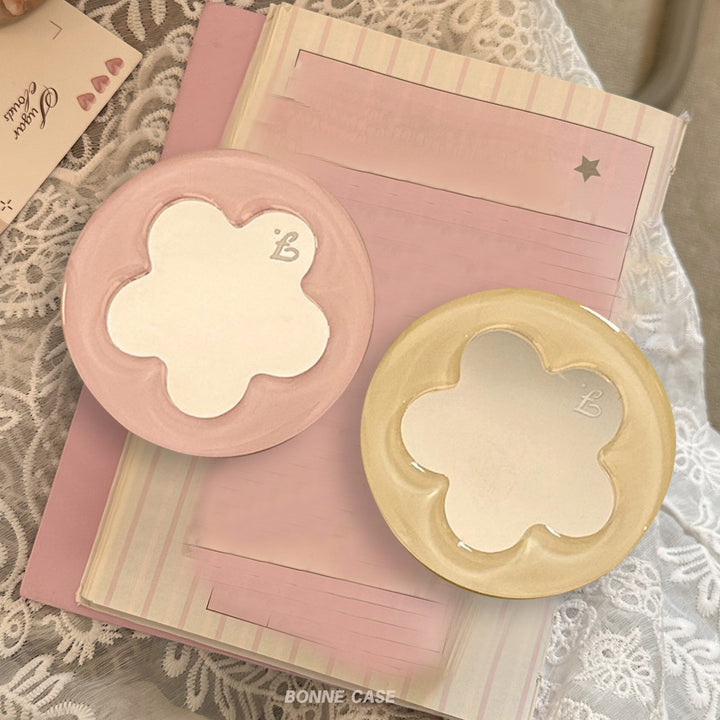 Smartphone Finger Holder in Flower Design Stornfield