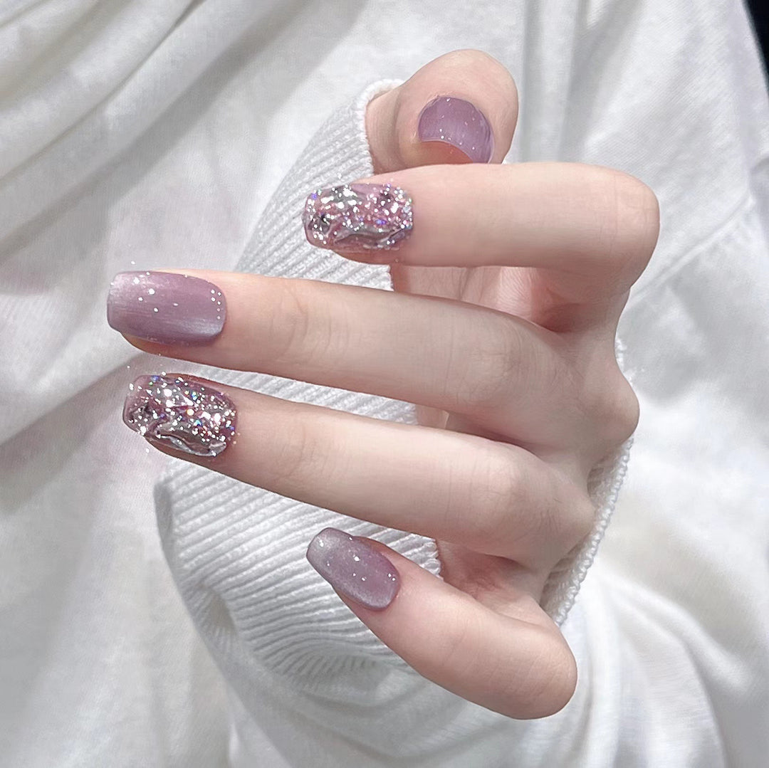 Premium Glittering Press-On Nail Extensions Stornfield