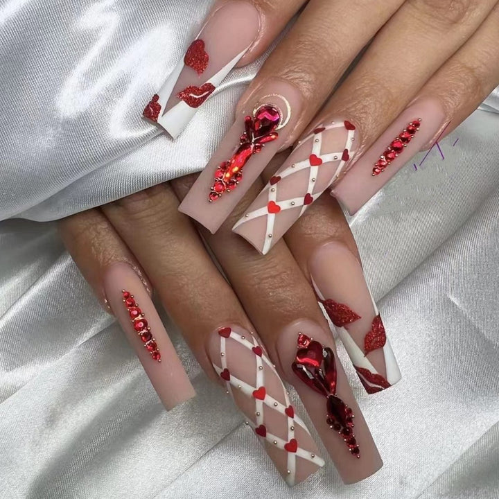 Artificial nails with floral and geometric designs Stornfield