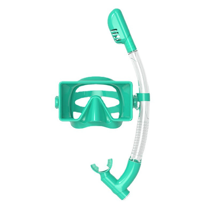 High-quality diving mask with wide field of vision and flexible snorkel Stornfield