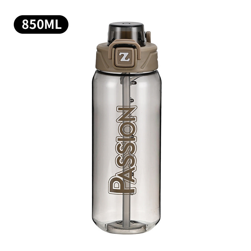 Ladies drinking bottle with integrated measuring system and flip-top closure Stornfield