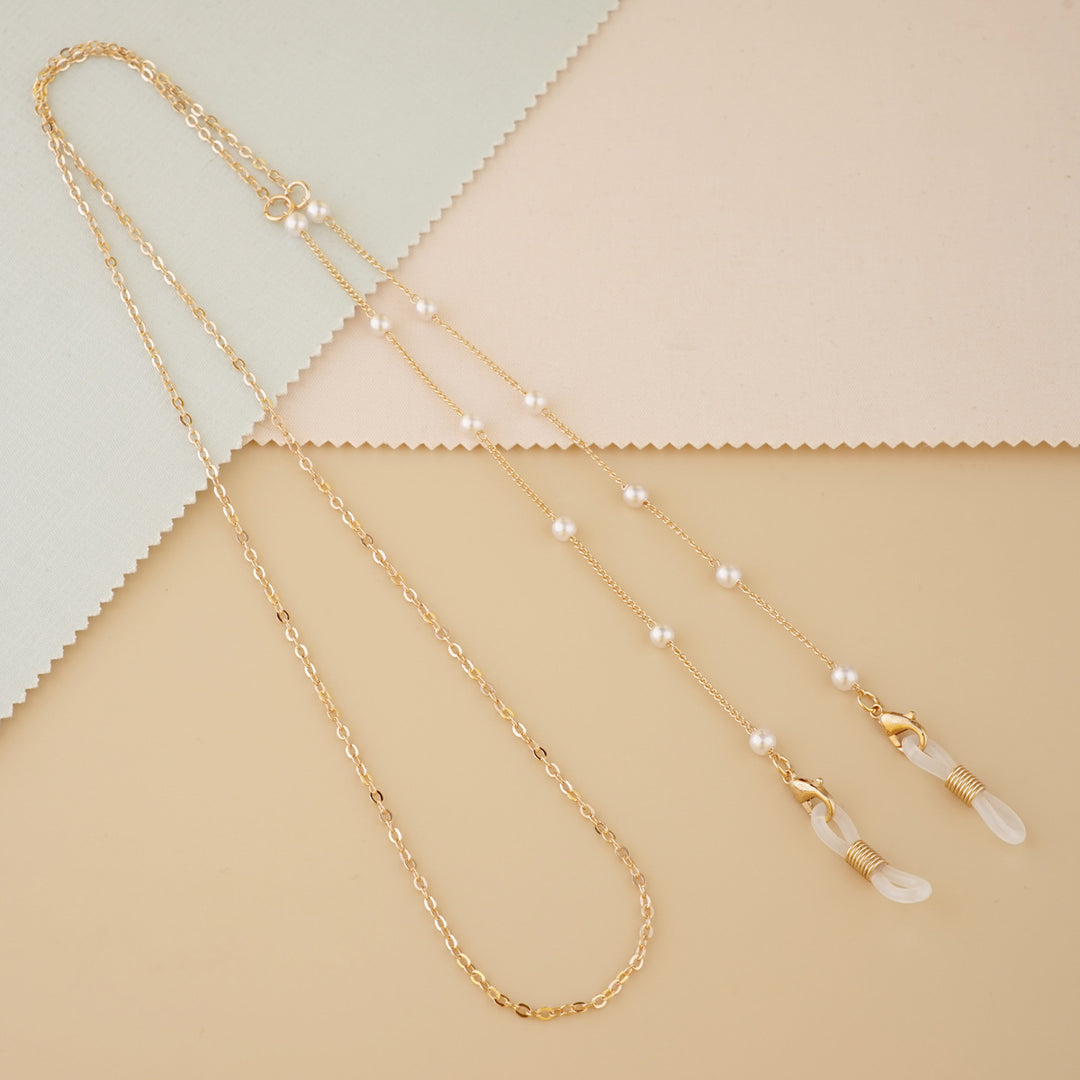 Elegant Pearl-Accented Eyewear Chain Stornfield