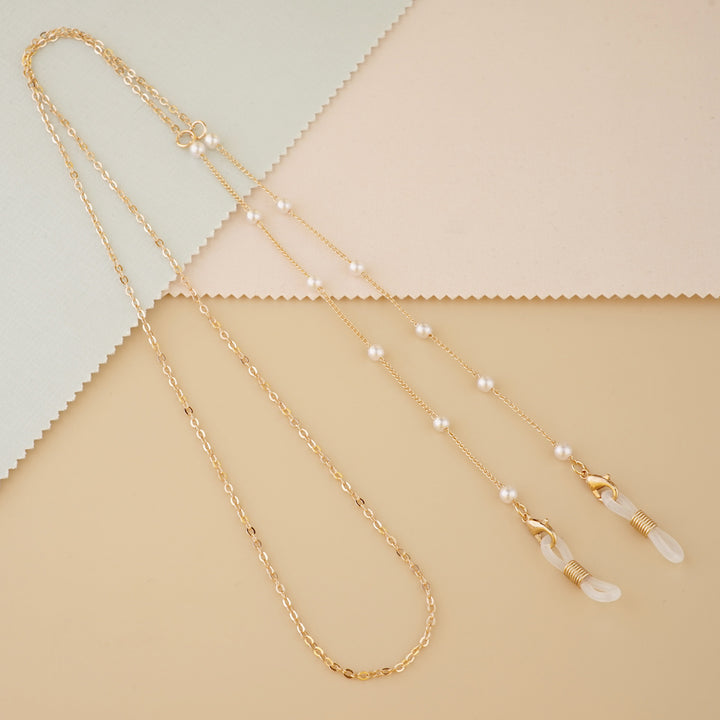 Elegant Pearl-Accented Eyewear Chain Stornfield