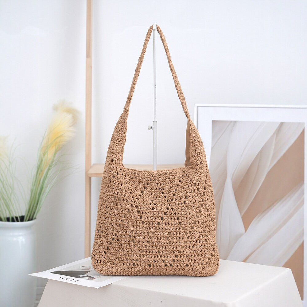 Handcrafted straw shoulder bag Stornfield