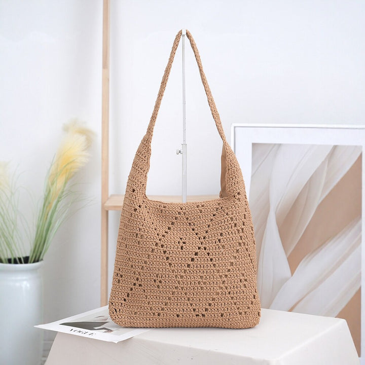 Handcrafted straw shoulder bag Stornfield