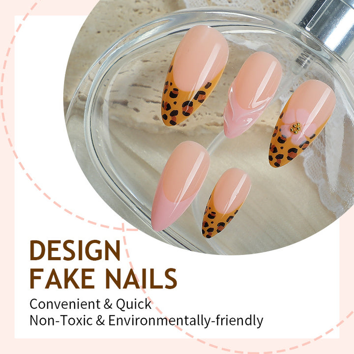 Nail set with trendy leopard design and elegant accents Stornfield