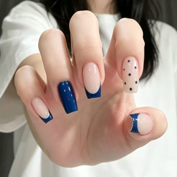 Stylish French Tip Nail Extensions