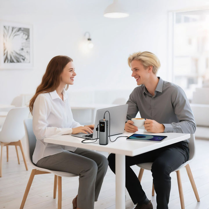 High-performance power bank with digital display and fast charging function Stornfield