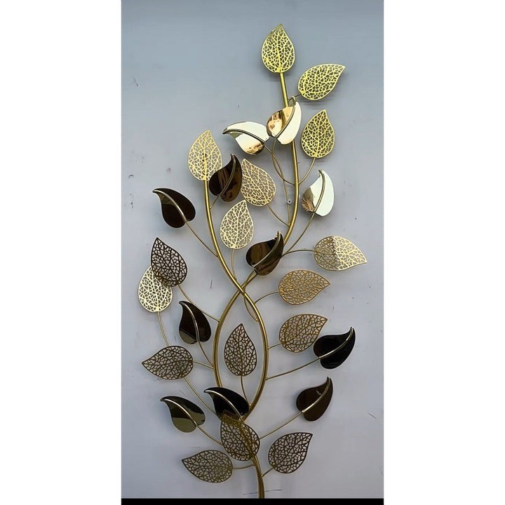 Wall-Mounted Leaf Sculpture Stornfield