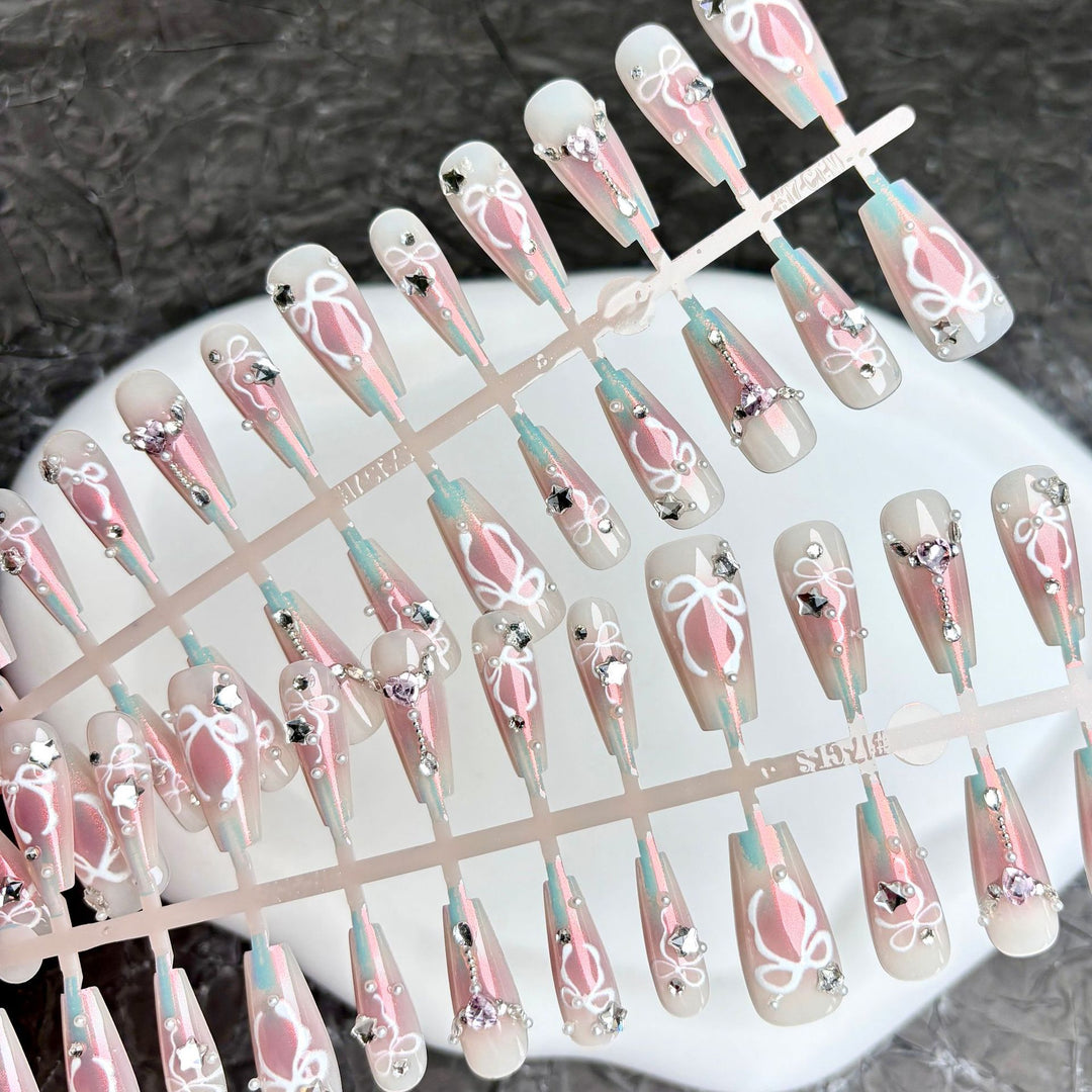 Elegant Gradient Press-On Nail Art Set