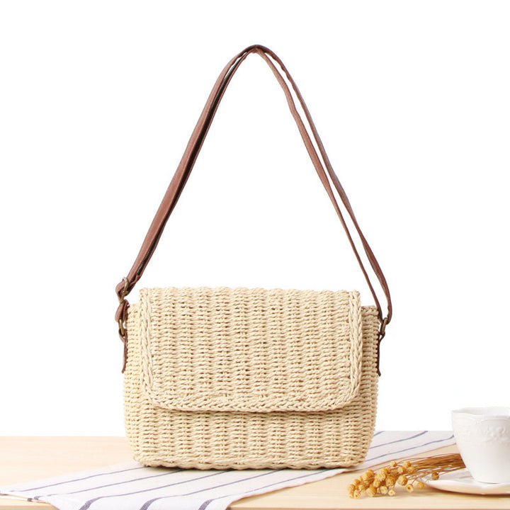 Handcrafted Shoulder Bag Made of Natural Bast Stornfield