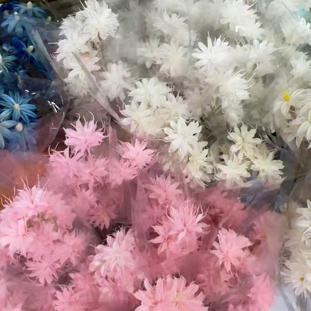 Lifelike Decorative Floral Bouquets