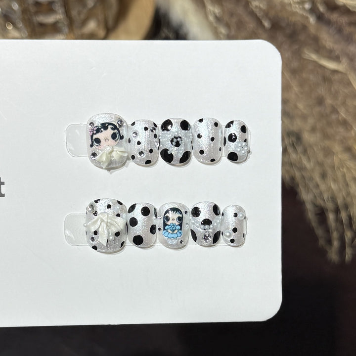 Whimsical Character Press-On Nail Art Set Stornfield