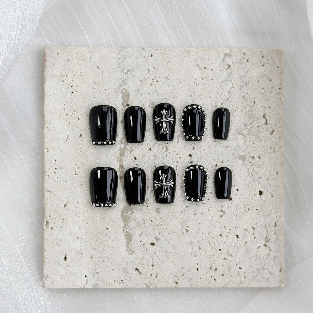 Decorative Press-On Nail Set with Silver Accents