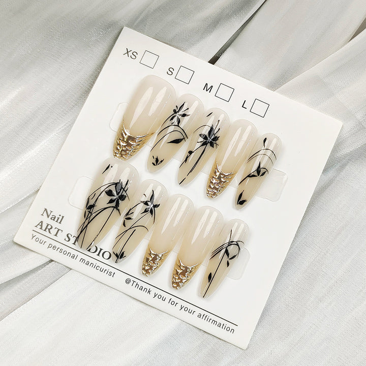 Glamorous artificial nails with holographic effect Stornfield