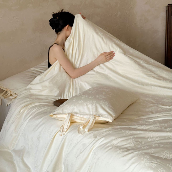 Floral Satin Jacquard Duvet Cover and Pillowcase Set