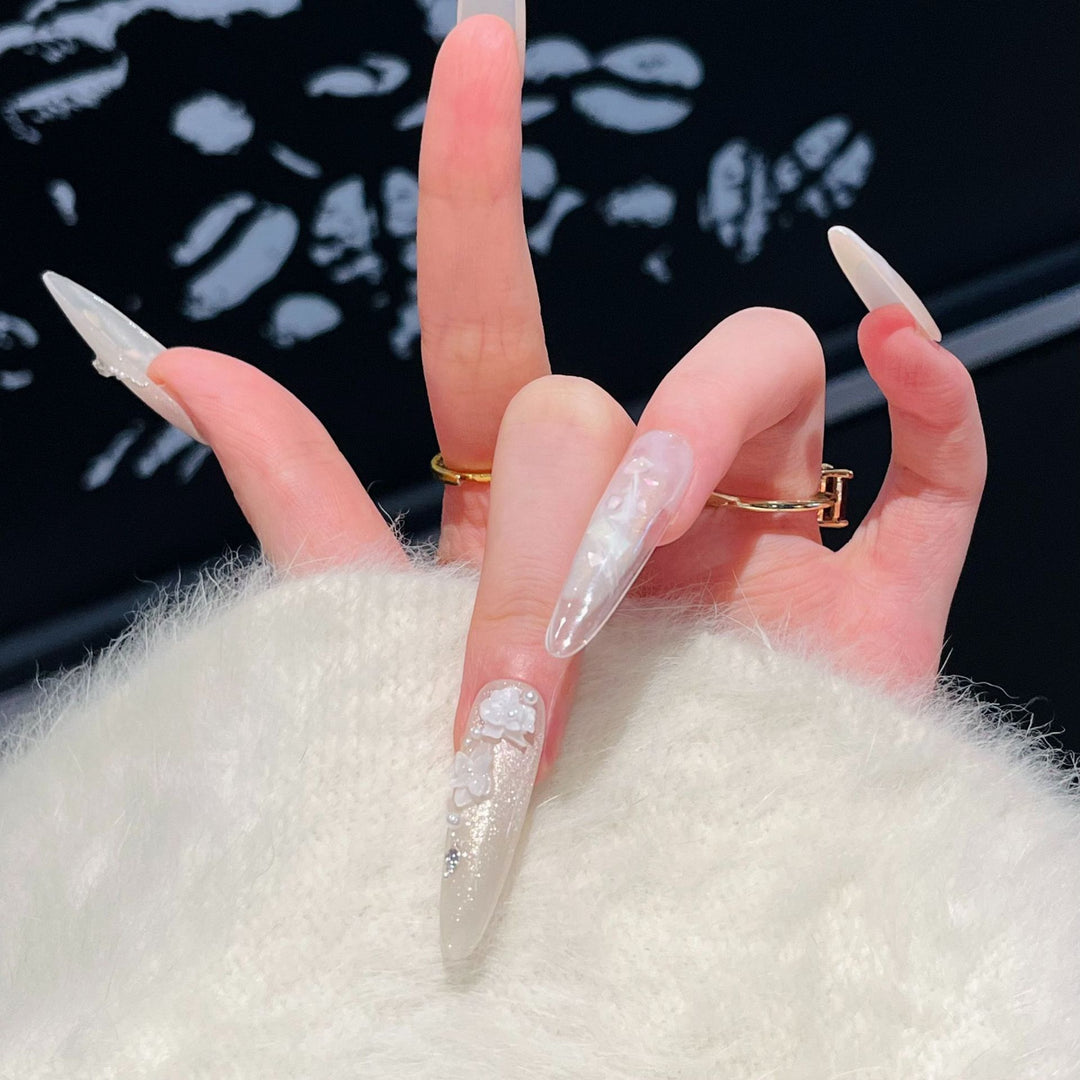 Artistic Long Press-On Nail Set with Elegant Floral Design Stornfield