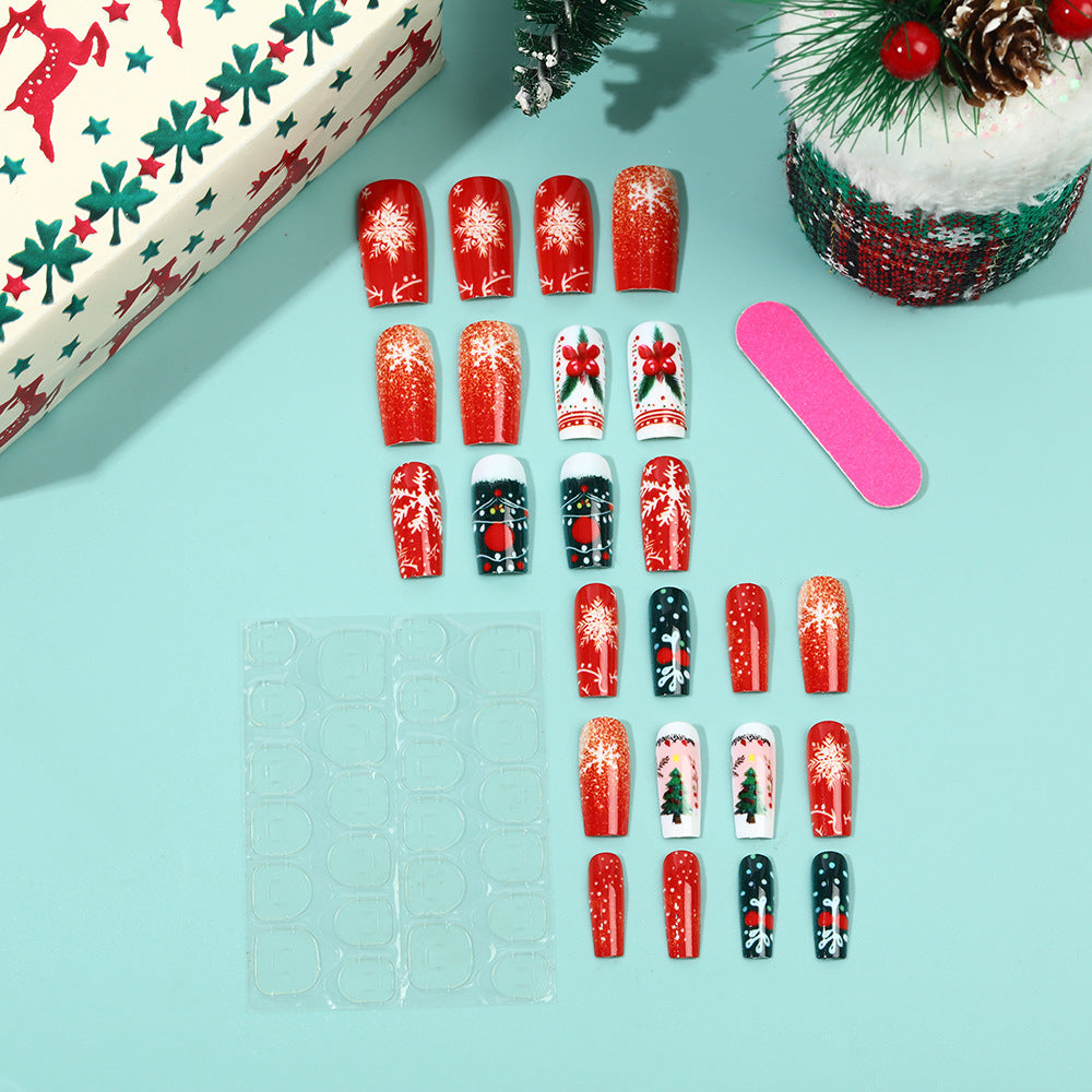 Festive artificial nails in Christmas design Stornfield