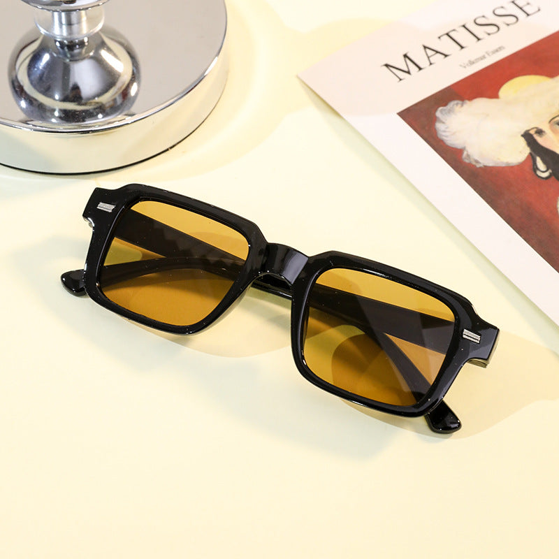 Women's modern rectangular sunglasses with colored lenses Stornfield