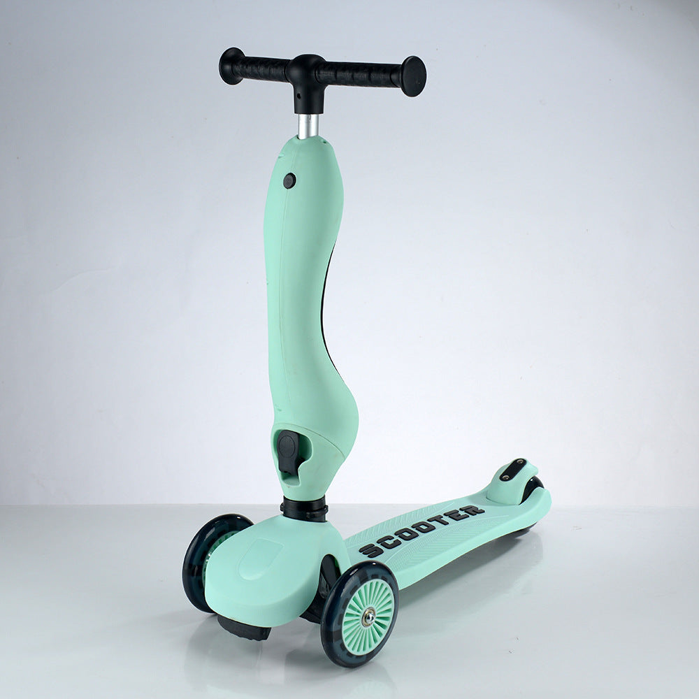 Versatile Three-Wheel Kick Scooter Stornfield