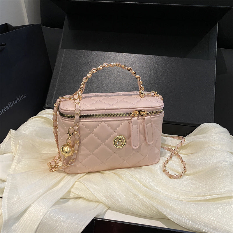 Quilted Mini Crossbody Handbag  1791971448