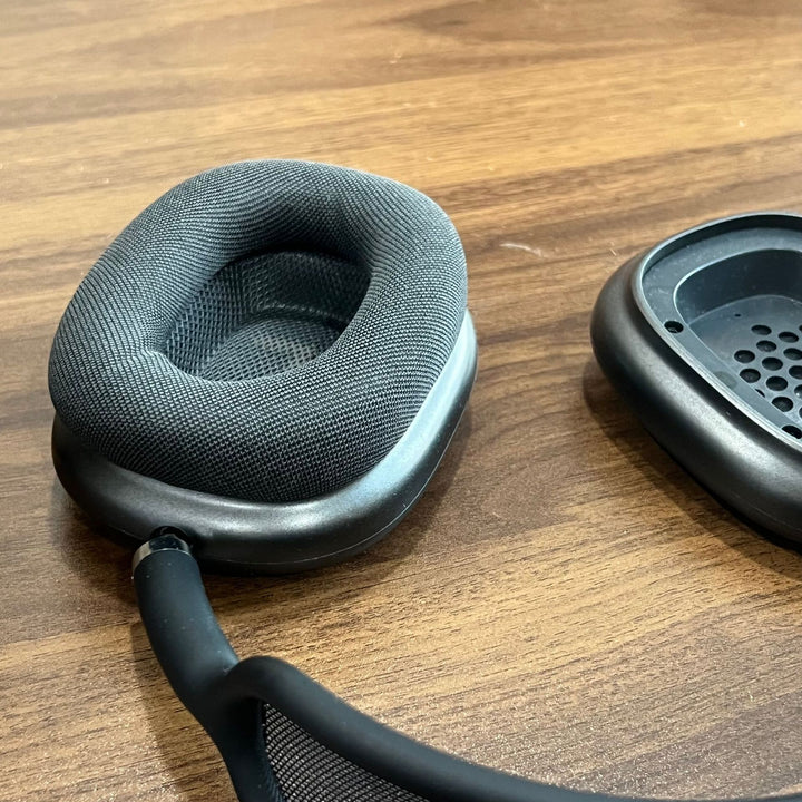 Premium Wireless Headphones Stornfield